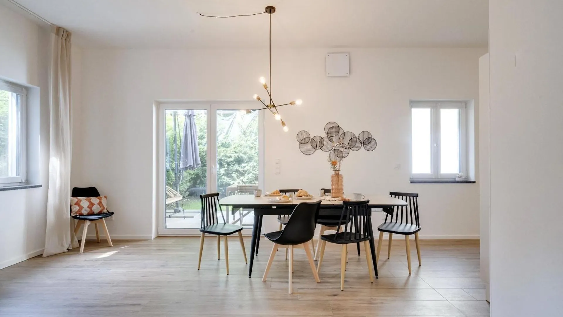 Neu-Luxus Apartment-Zentral In Altstadt-65-80Qm Augsburg 0*,  Germany
